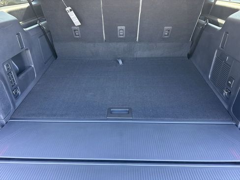 New 2026 Ford Expedition Max Platinum image 19