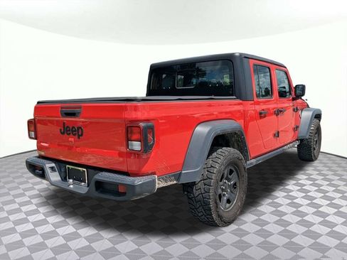 Used 2023 Jeep Gladiator Sport AWD/4WD image 3