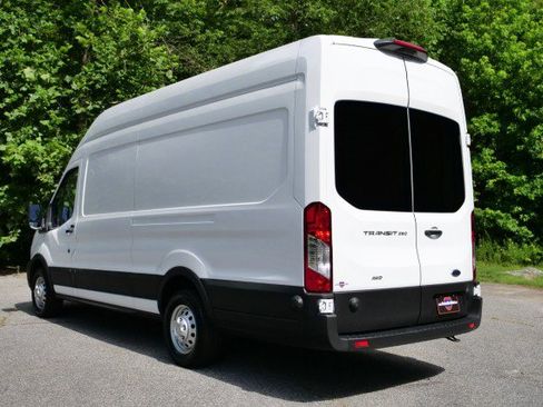 Used 2024 Ford Transit 250 148 High Roof Extended AWD w/ Load Area Protection Package image 32