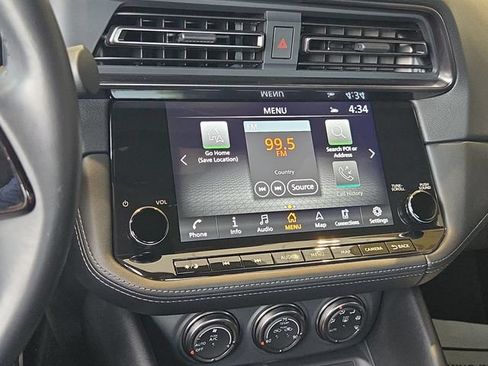 Certified 2025 Nissan Z Performance w/ Floor Mat Package RWD image 8