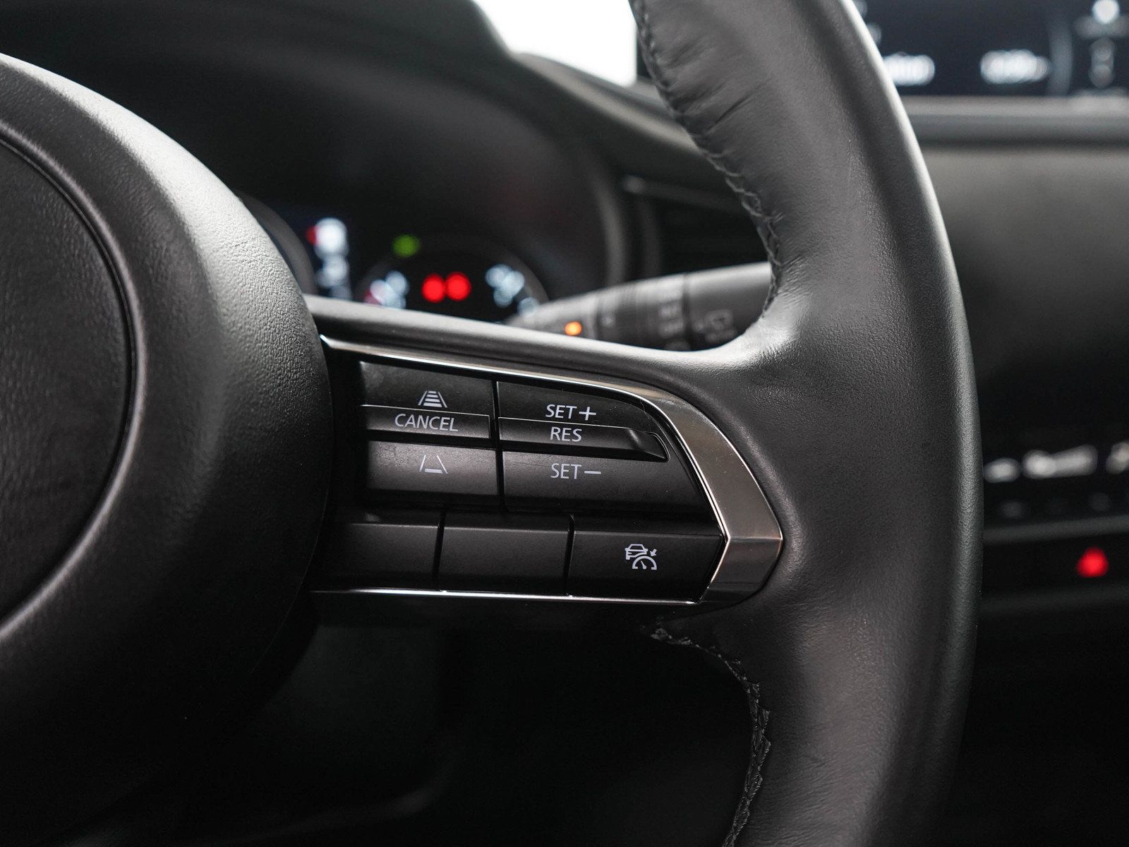 Used 2025 MAZDA CX-30 Carbon AWD/4WD image 25