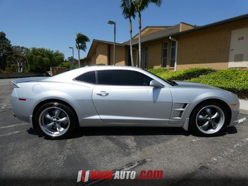 Used 2012 Chevrolet Camaro SS w/ Black Stripe Package RWD image 6
