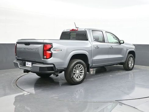 New 2025 Chevrolet Colorado LT w/ LT Convenience Package image 15