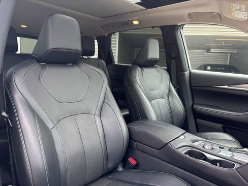 Used 2023 INFINITI QX60 Luxe w/ Cargo Package FWD image 10