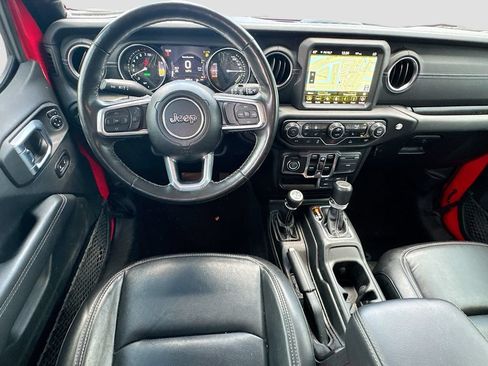 Used 2023 Jeep Wrangler Unlimited Sahara w/ Cold Weather Group AWD/4WD image 25
