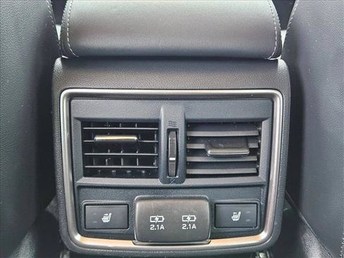 Used 2020 Subaru Forester Touring AWD/4WD image 18