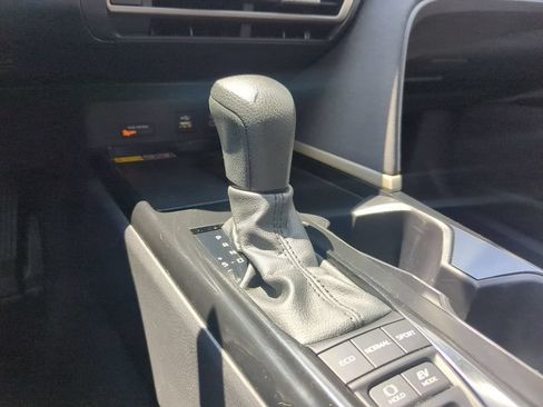 Used 2025 Toyota Camry LE FWD image 20