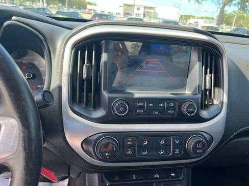 Used 2015 GMC Canyon SLT AWD/4WD image 22