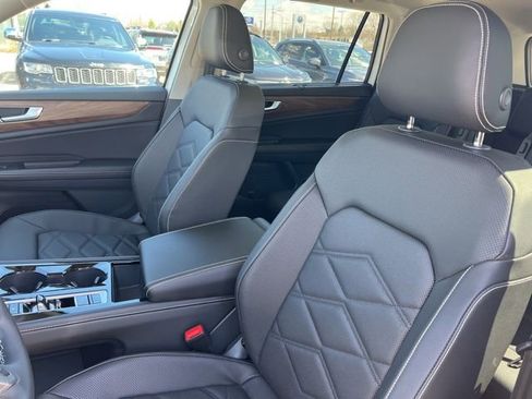 New 2026 Volkswagen Atlas SE AWD/4WD image 7