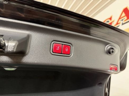 Used 2023 Mercedes-Benz S 500 4MATIC image 39