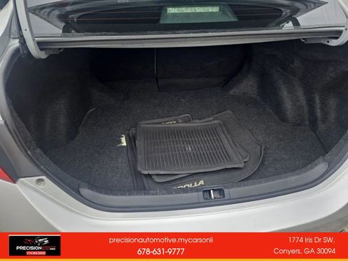 Used 2014 Toyota Corolla LE image 17