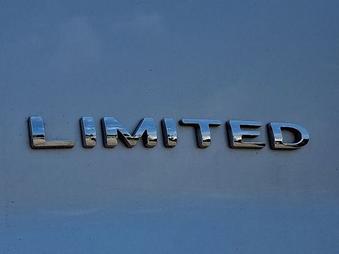 Used 2017 Ford Explorer Limited AWD/4WD image 35