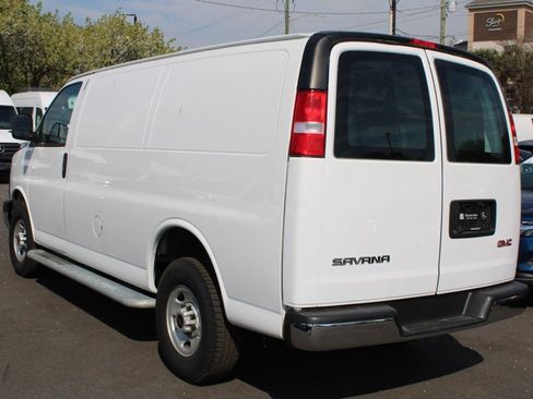 Used 2023 GMC Savana 2500 w/ Driver Convenience Package RWD image 7