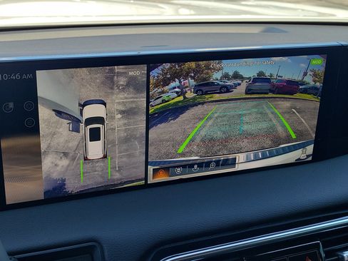 Certified 2025 Nissan Armada Platinum Reserve RWD image 25