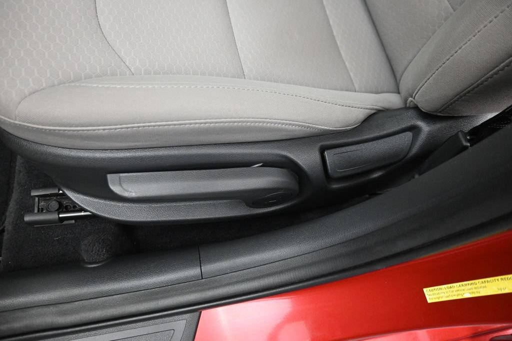 Used 2019 Hyundai Elantra SE FWD image 21