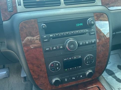 Used 2009 Chevrolet Tahoe LTZ image 21