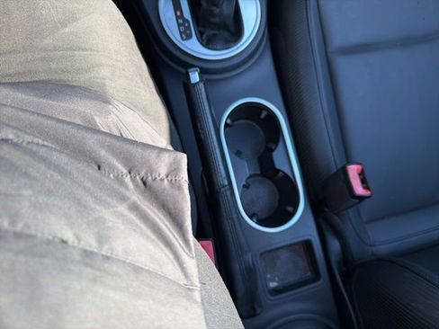 Used 2016 Volkswagen Beetle 1.8T Denim image 23