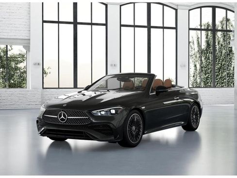 Used 2025 Mercedes-Benz CLE 450 4MATIC Cabriolet image 40