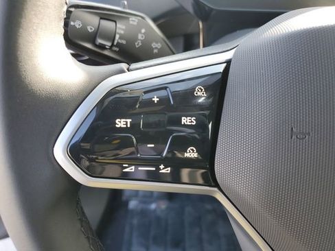 New 2025 Volkswagen ID.4 Pro S image 22