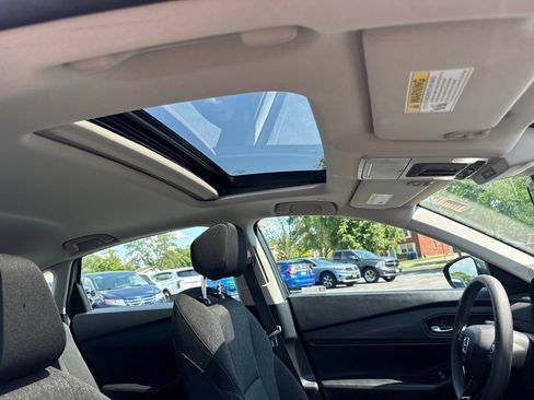 Certified 2023 Honda Accord EX image 18