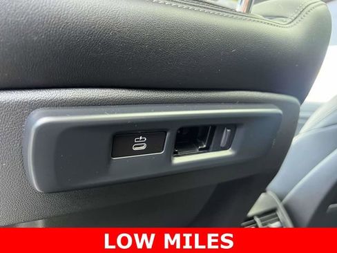 Used 2023 BMW X5 xDrive40i w/ Premium Package AWD/4WD image 15