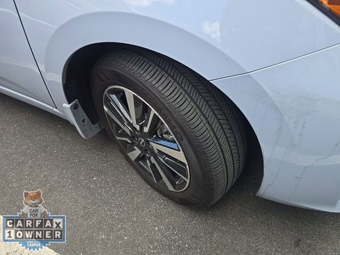 Used 2024 Nissan Versa SV w/ Trunk Package image 31