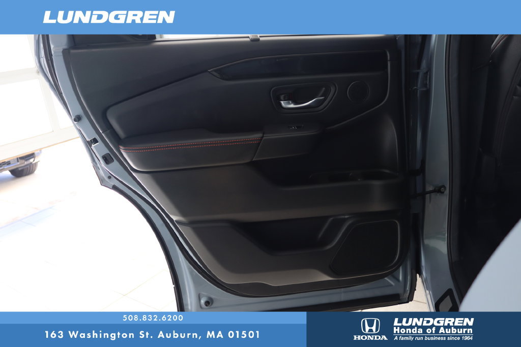 Used 2025 Honda Pilot TrailSport image 15