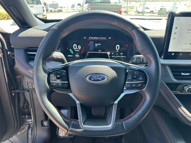 Used 2025 Ford Explorer ST-Line AWD/4WD image 18