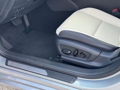 New 2025 Lexus ES 350 w/ Premium Package image 20