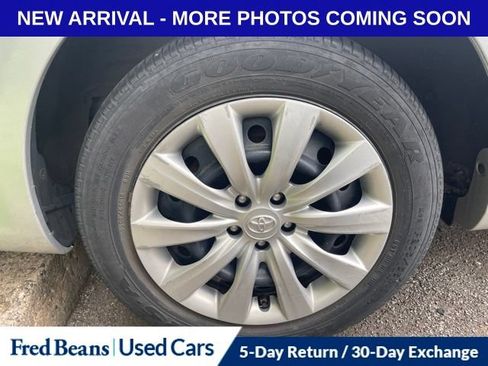 Used 2013 Toyota Corolla LE FWD image 16