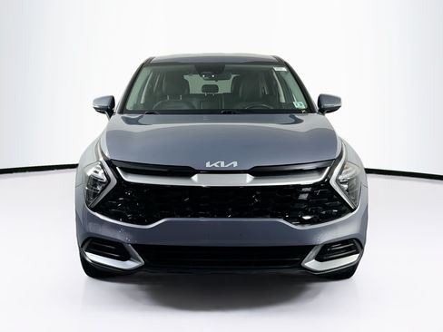 Used 2023 Kia Sportage EX FWD image 2