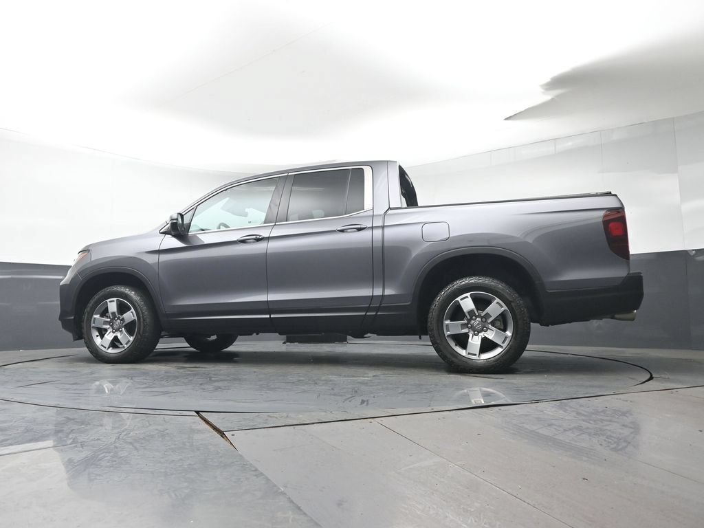 Certified 2025 Honda Ridgeline RTL image 30