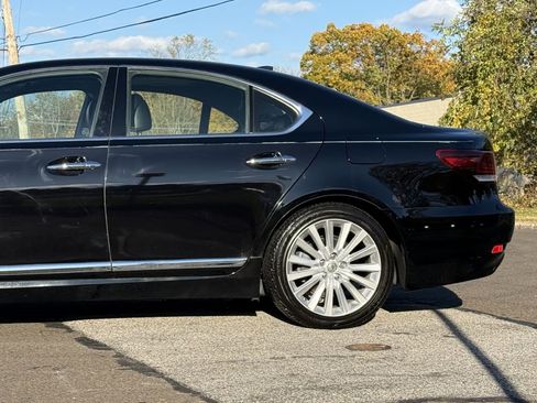 Used 2014 Lexus LS 460 image 9