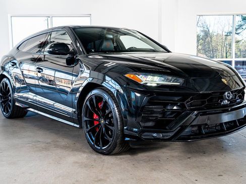 Used 2021 Lamborghini Urus image 4