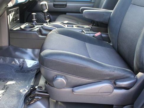 Used 2011 Toyota FJ Cruiser 4WD w/ Upgrade Pkg image 45