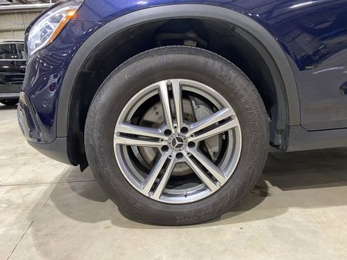 Used 2022 Mercedes-Benz GLC 300 4MATIC w/ Premium Package Lite image 21