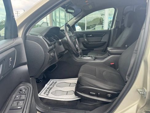 Used 2015 GMC Acadia SLE FWD image 6