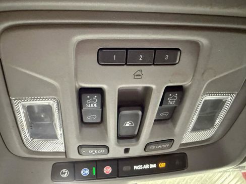 Used 2021 Chevrolet Silverado 2500 LTZ w/ LTZ Plus Package image 21