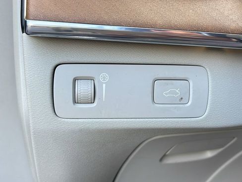 Used 2016 Volvo XC90 T6 Inscription w/ Vision Package image 24