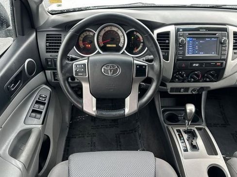 Used 2013 Toyota Tacoma PreRunner w/ TRD Sport Pkg image 16