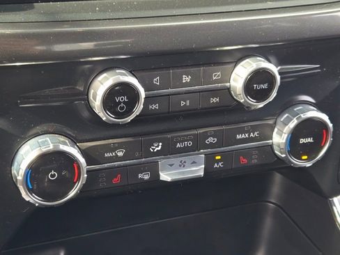 Used 2022 Ford F150 XLT w/ Equipment Group 302A High image 30