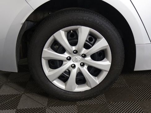 Used 2023 Toyota Corolla LE FWD image 18