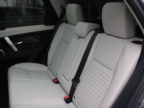 Certified 2025 Land Rover Discovery Sport S image 28