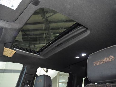 Used 2024 Chevrolet Silverado 3500 High Country w/ Technology Package image 53