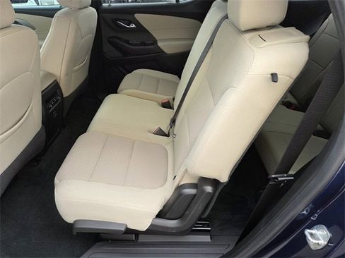 Certified 2022 Chevrolet Traverse LS image 11
