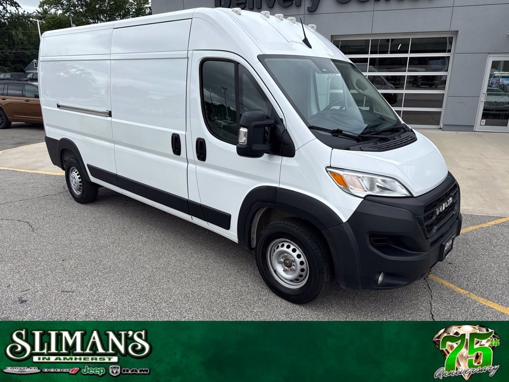 Used 2025 RAM ProMaster 2500 w/ Convenience Group FWD image 1