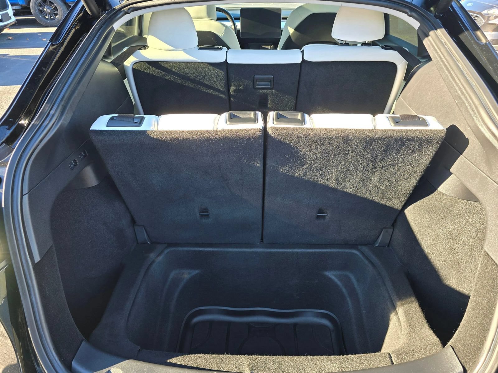 Used 2021 Tesla Model Y Long Range AWD/4WD image 15