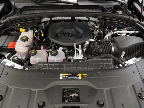 Certified 2023 Jeep Grand Cherokee Overland image 54