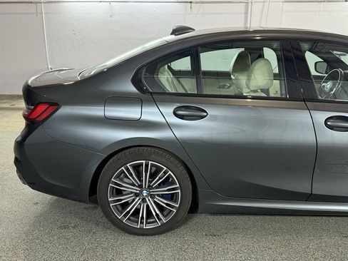 Used 2022 BMW M340i xDrive w/ Driving Assistance Package image 9