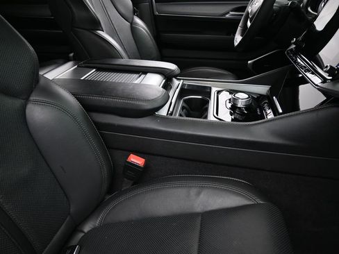 Used 2023 Jeep Wagoneer Series II image 48